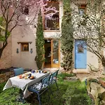 En Campagne Avec Cour Interieure Holiday home *