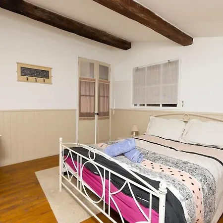 En Campagne Avec Cour Interieure Arques (Aude)